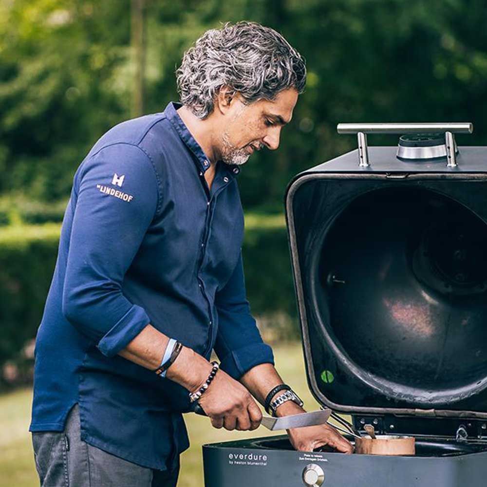 Everdure by Heston Blumenthal 4K Charcoal/Electric BBQ